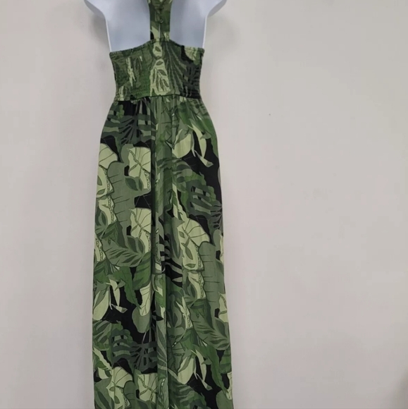 NWT.Japna Womens Sleeveless Halter Maxi Dress Size.MGreen Shirred Waist Tropical - Picture 2 of 7